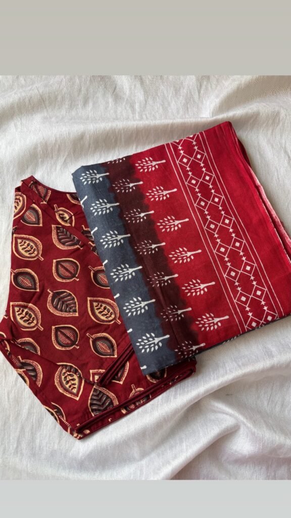 Cotton saree and blouse combo
